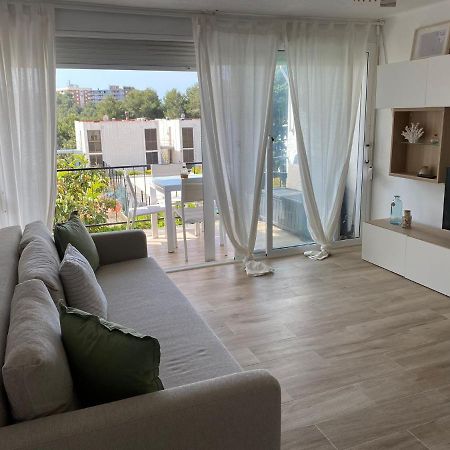 Ingrid Apartment Салоу Екстериор снимка